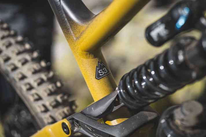 Specialized geht das Thema Rahmengröße etwas anders an. Die Größe S3 unseres Testbikes entspricht der Größe M bei anderen Herstellern.