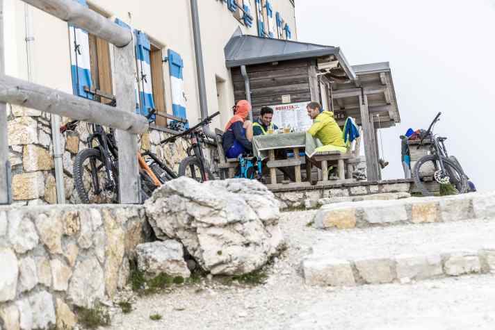 Whiteout around the Rifugio Rosetta. Until the clouds cleared and the view became clear.