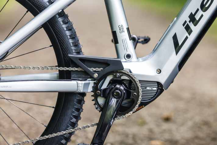 The EP801 delivers plenty of power, even with little driver input.
