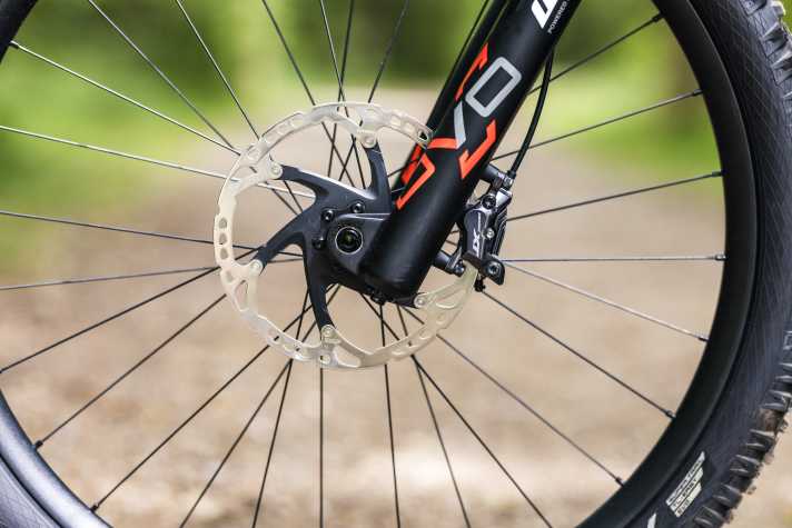 The chassis for the WP suspension elements in the Liteville comes from DVO.