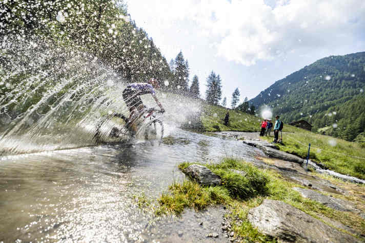 A welcome cool-down for our photographer Markus Greber.