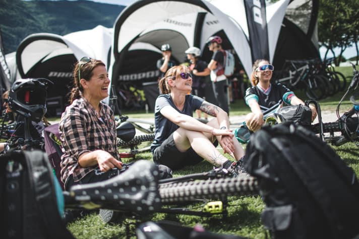 Wie technisch detailliert die Workshops nach der Tour ausfallen, bestimmen die Teilnehmerinnen selbst.