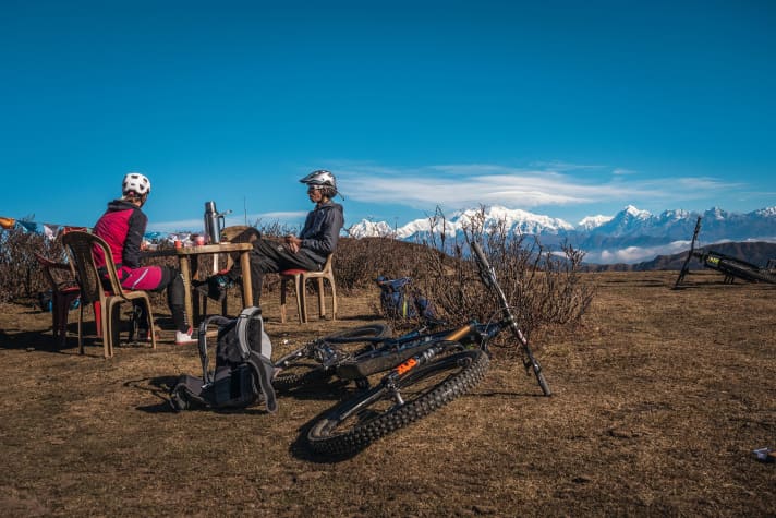 Einer der schönsten Aussichtspunkte im Singalila-Nationalpark auf 3636 Metern Höhe. Mit Blick auf das Dach der Welt.