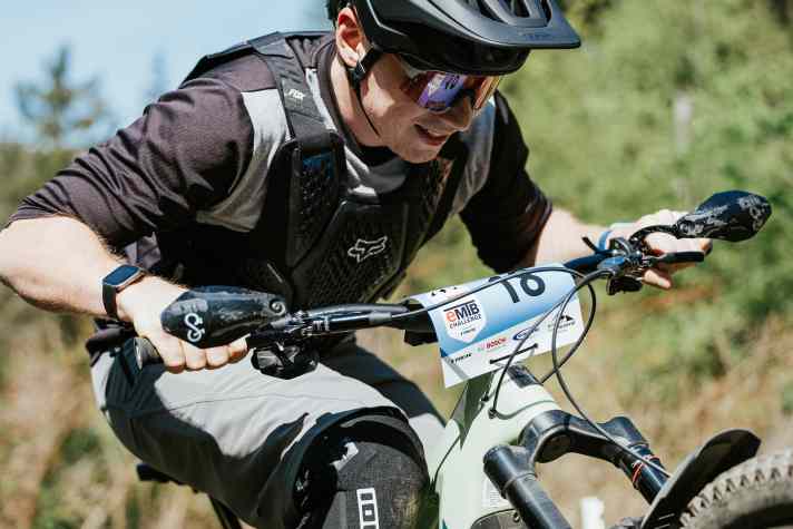 Neben Fahrtechnik ist auch Orientierung gefragt bei der Bosch-EMTB-Challenge.