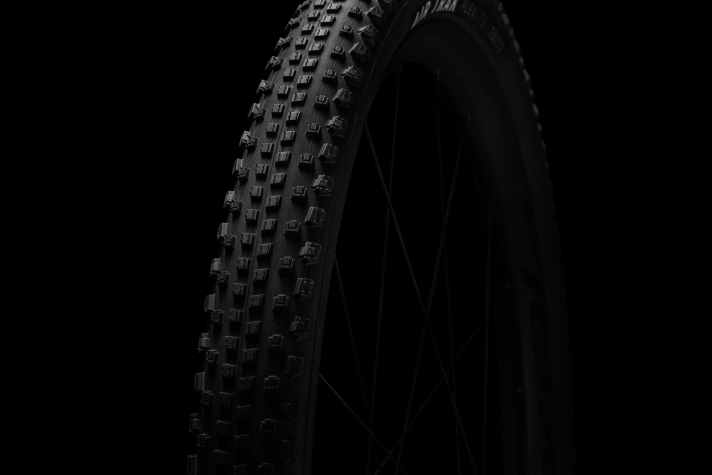 The tread and profile of the new Specialized Fast Trak are designed for XC racing.