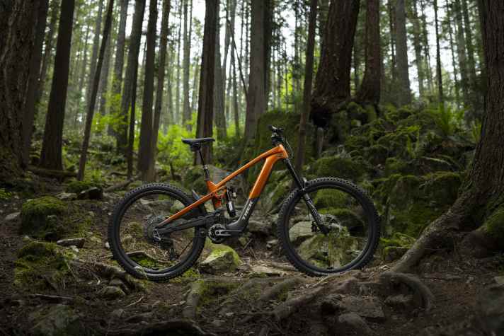 Trek Slash+: TQ HPR 50 // 580 Wh // 29/27.5 inch (Mullet) // 170/170 mm // from 20.38 kg // from 7999 euros.