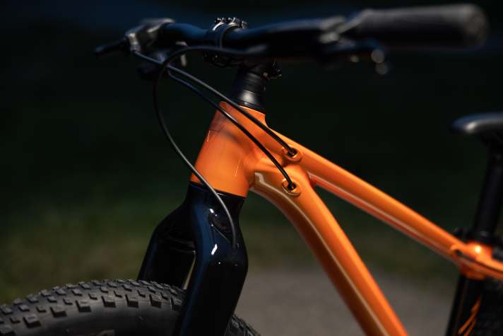 All three new STP bikes from Giant have chic lines and integrated cable routing in common.