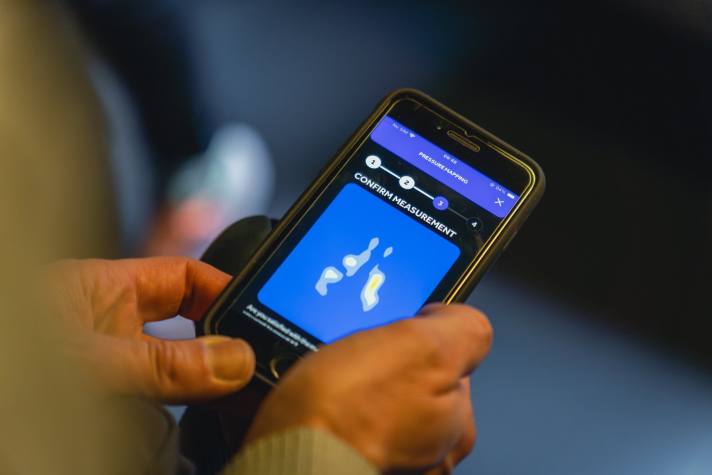 Druckmessung: In der mobilen App wird die Messung bestätigt.