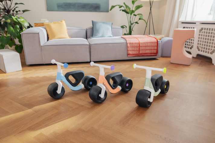 Woom lance un vélo d'exercice auto-équilibré pour les bébés et les jeunes enfants à partir de 9 mois.