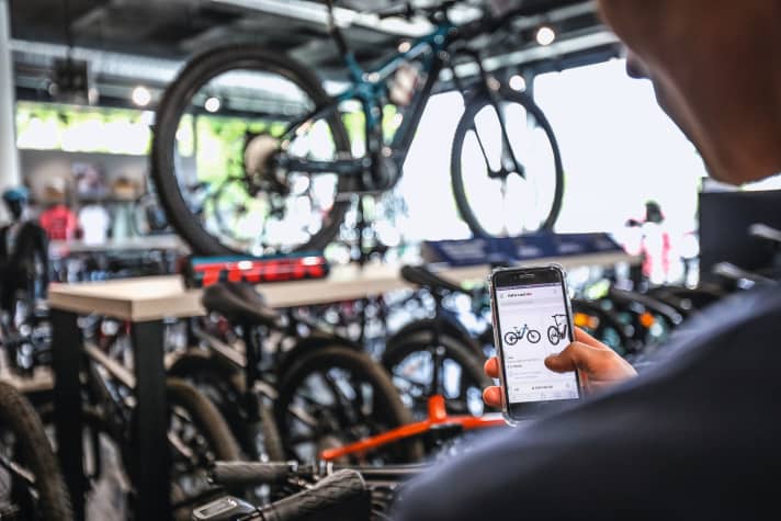 Choosing a bike model is the most enjoyable part of the process. Thanks to thousands of partner dealers, there are only a few restrictions.