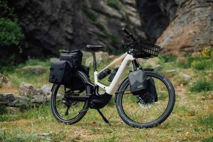 Passend zum Reisepotential des neuen Orbea E-Bikes ist allerlei praktisches Zubehör fürs Muga erhältlich.