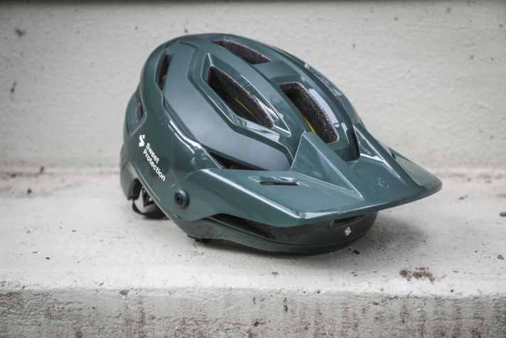 Light and airy: the Sweet Protection Trailblazer MIPS.