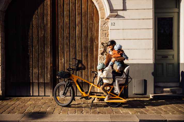 Im Visier krimineller Banden: Immer mehr teure E-Bikes kommen auf der Straße und im Gelände zum Einsatz.