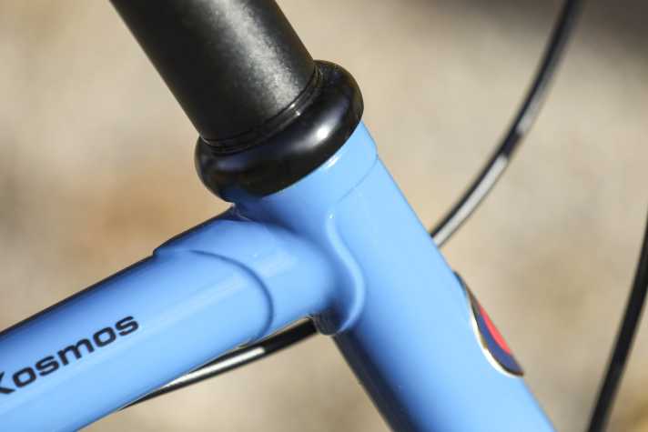 Der filigrane Rahmen wird bei Patria noch klassisch gemufft.