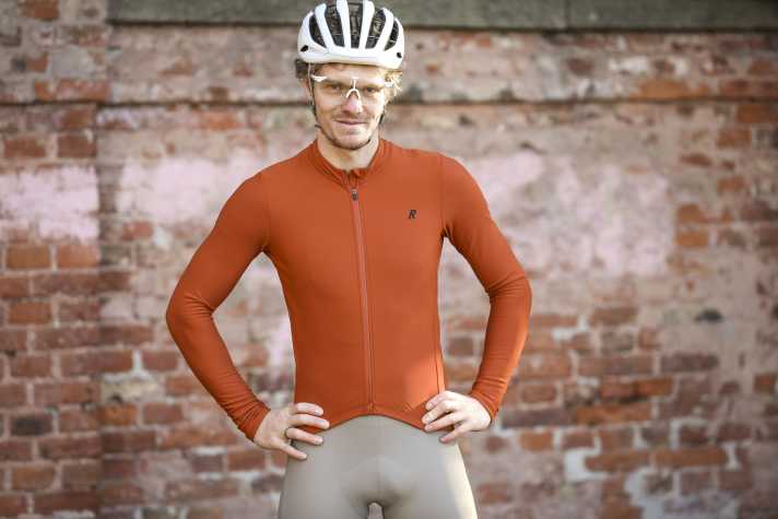 Getestet haben wir auch Roses Race-Kollektion für die kalte Jahreszeit, zum Beispiel für Crosscountry-Racer oder Gravelbiker.