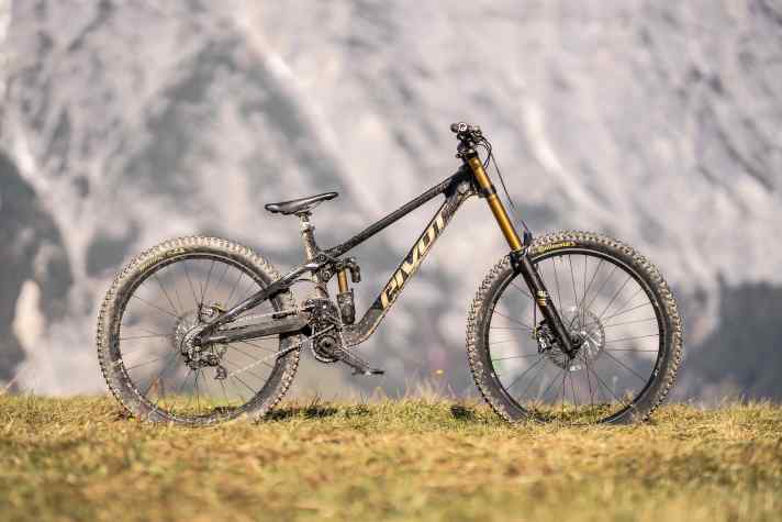 Definitiv schick! Das neue Pivot Phoenix