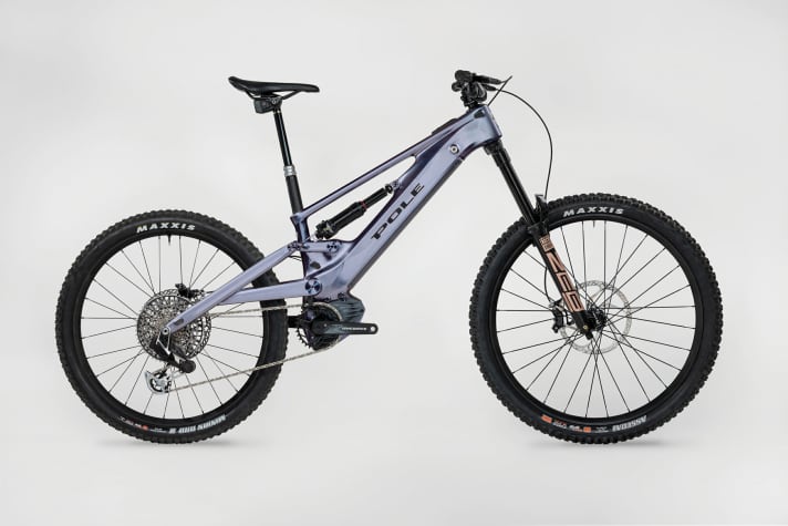 As is usual for Pole, the frame of the Sonni is milled from a solid piece in Finland and assembled from two halves. The bike is available with equipment ranging from enduro to downhill. After testing the Voima, our choice would be the "Downduro" model with 12-speed gears and 190/200 millimetres of suspension travel.