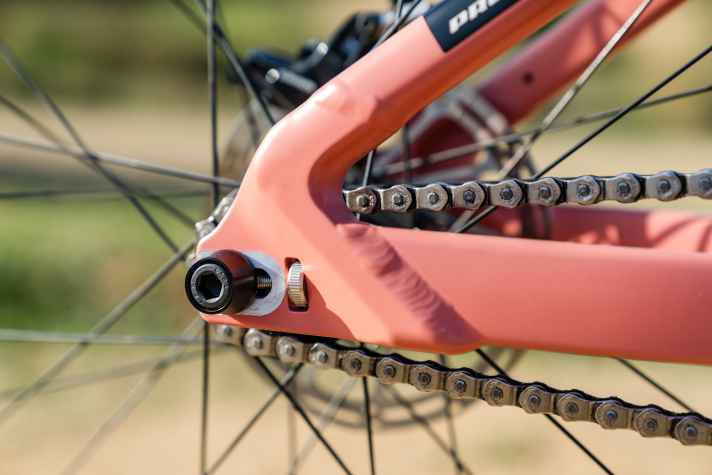 The Propain Trickshot's single-speed drivetrain can be tensioned with horizontal dropouts and a half-link chain.
