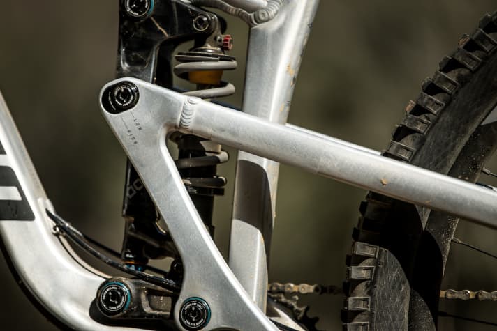 Auch dank Flip-Chip in der Dämpferaufnahme soll das neue Propain Tyee ein besonders vielseitiges Enduro sein.