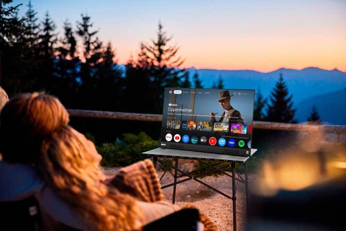 Peaq outdoor TV