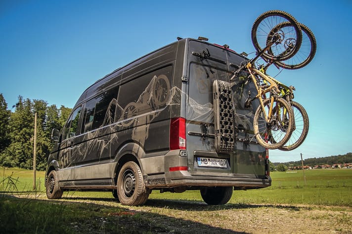 The Pushrack V3 allows you to transport up to two bikes per tailgate and makes it easy to remove the bikes one at a time.