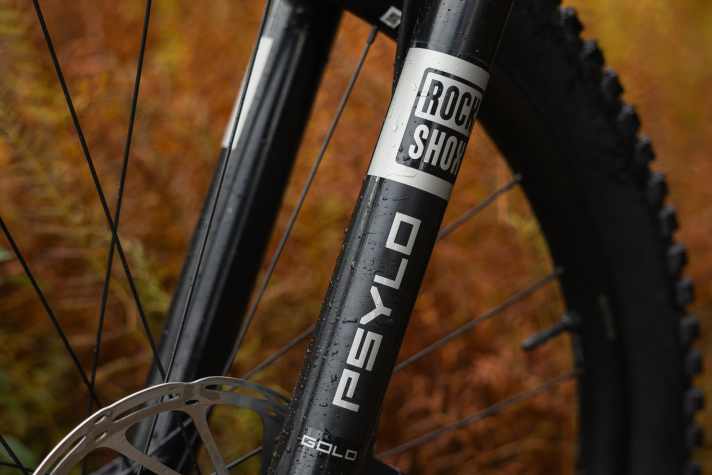 Die Rockshox Psylo soll künftig die drei Serien Revelation, Yari und 35 ersetzen und damit das günstige Preissegment bis 160 mm abdecken.