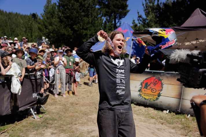 Gold for Germany: Erik Fedko is the first
the first German to win a Crankworx Slopestyle!