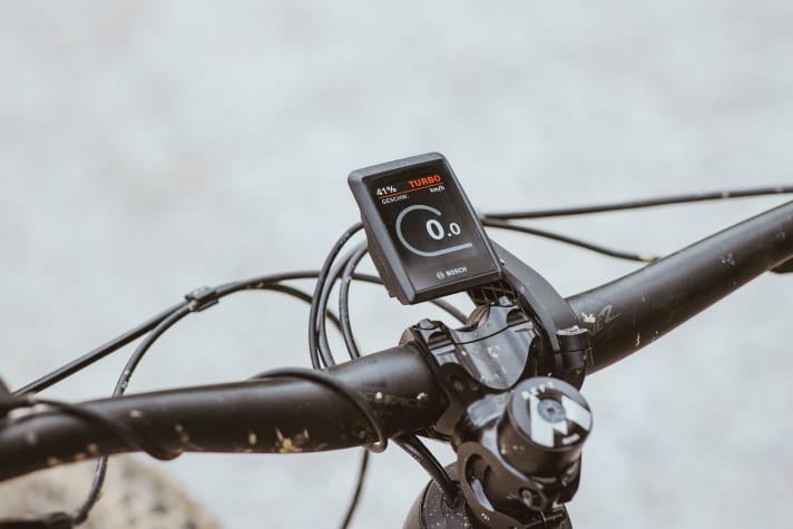 Unser Test-Bike war noch mit dem Kiox 300 ausgestattet. In Serie kommt das Deft 10.0 mit dem nagelneuen Bosch-System Controller
