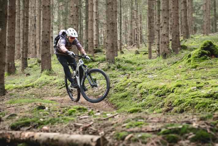 Active riding manoeuvres require effort with the Radon.