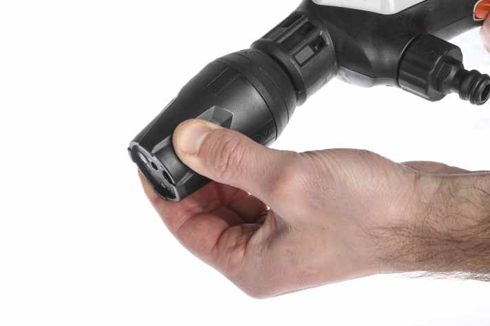 Der Sprühmodus lässt sich per Dreh am Sprühkopf einstellen. Fürs Bike sind nur zwei der vier Modi wirklich brauchbar