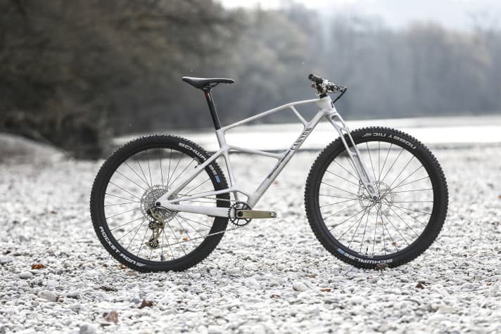 No suspension, but it was 3D-printed in Hamburg: the rigid fork on the BIKE PROJECT: RIDE GREEN.