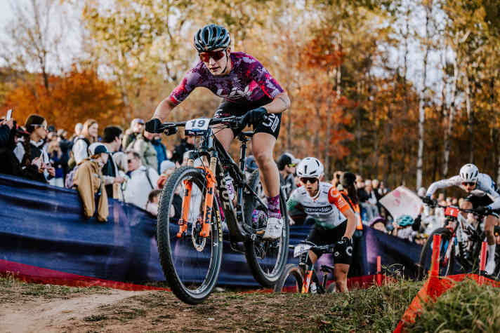 Ronja Blöchlinger in action at the World Cup.