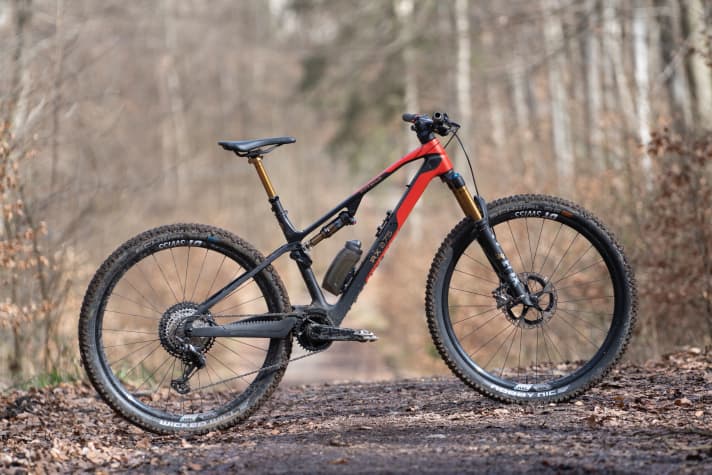 Rotwild R.X 275 Ultra // 12499 euros // 15.6 kilos // TQ HPR 50 // 250 Wh