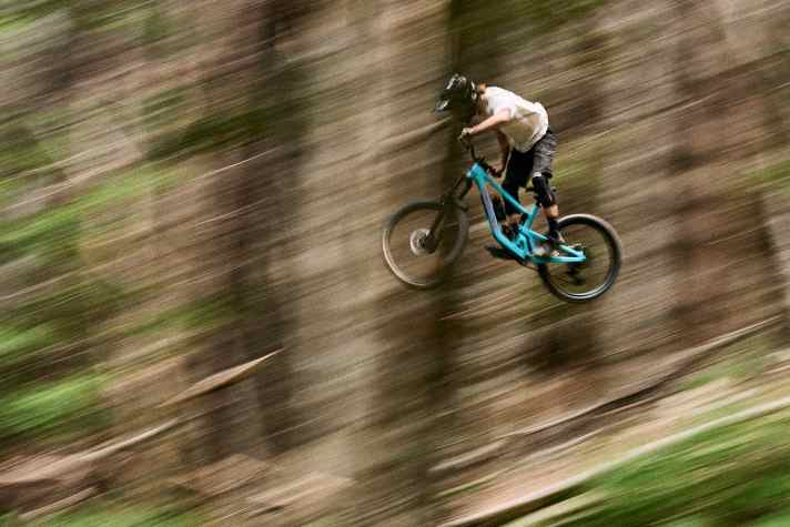 Gebaut um zu Ballern - das Santa Nomad bei der Durchreise.