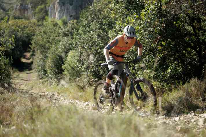 Pushes hard and goes everywhere: The new Scott Patron 900 ST Tuned can take on any terrain.