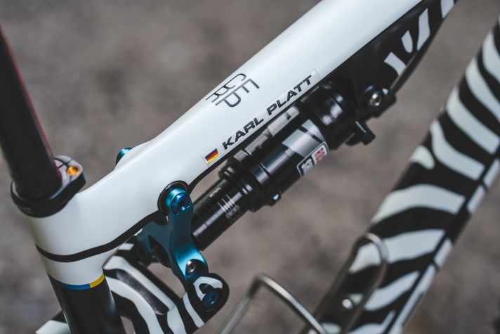 Karl Platt gewann nicht nur 2016 das Cape Epic, sondern stand auch bei der diesjährigen Austragung wieder ganz oben auf dem Podium.