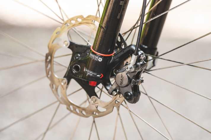 Old: Shimano disc brakes have enjoyed great popularity in recent years, but the competition has largely followed suit.