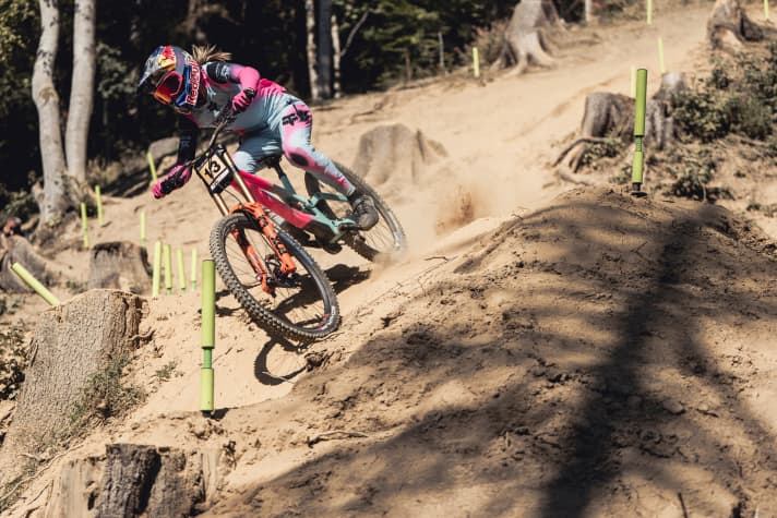 No, you can't see Tom in the photo, but he doesn't want to rule out a downhill debut.