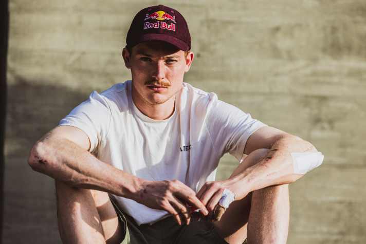 Thomas Genon reports for us on his 11th Rampage. The 31-year-old Belgian is one of the best mountain bikers in the world. He can do it all: downhill, slopestyle, freeride, urban and everything in between. He has also been FMB champion. He has been riding for GT since 2014 and rode for the German direct-to-consumer company Canyon for many years. It's incomprehensible to us that Canyon let this multi-talent go. Spectacular: Genon's segment in the new film ANYTIME.