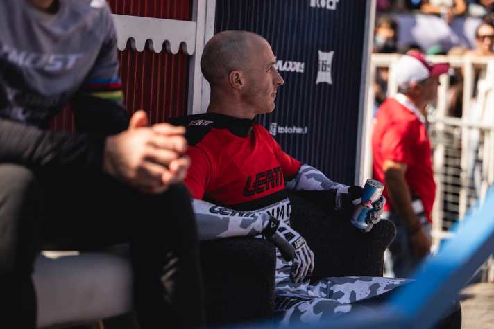 Noch auf Platz 2 neben Tomas Slavik im Hotseat: “zu weit auf den Plaza gesprungen”