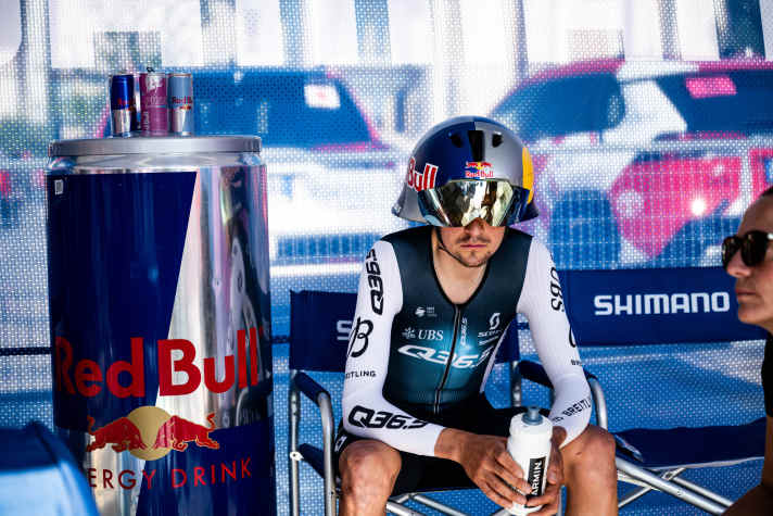 Giro d’Italia: Tom Pidcock während der Stage 2. 10 Mai 2025.