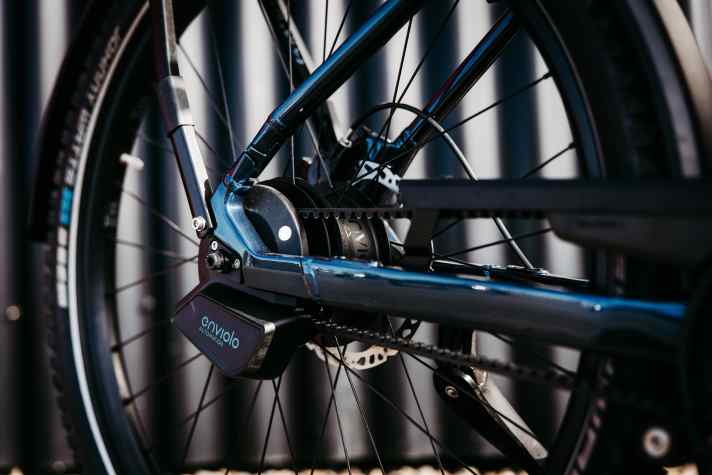 The two more expensive model variants have a belt drive and geared hubs - here the Enviolo.