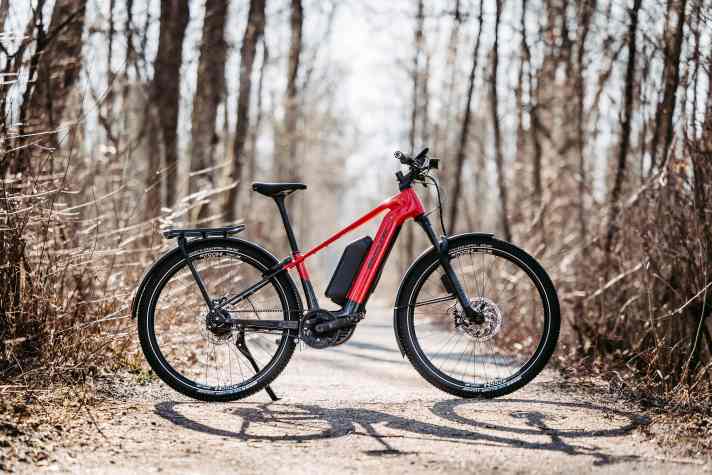 The Sengo :e is a fully equipped SUV e-bike with Bosch drive and carbon frame.