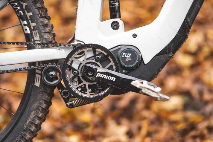 That’s where the magic happens: Die Pinion MGU ist E-Bike-Motor und Getriebeschaltung in einem.