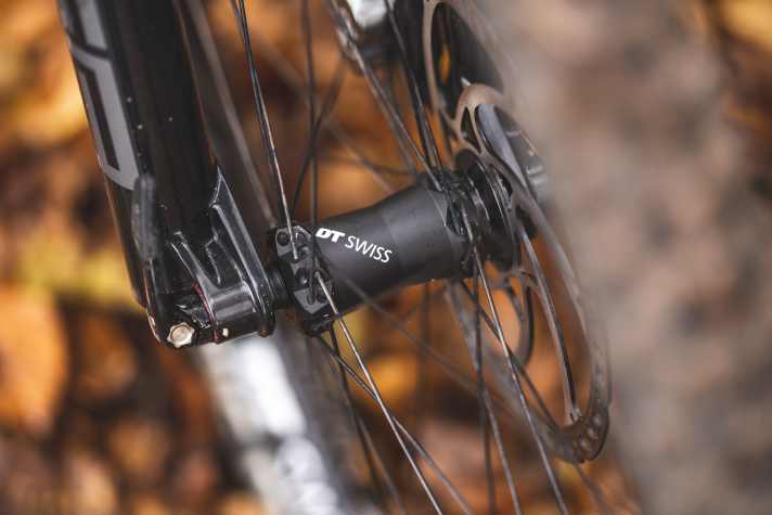 Das Simplon Rapcon EPinion Expert rollt auf speziellen E-Bike-Laufrädern aus Alu von DT-Swiss.