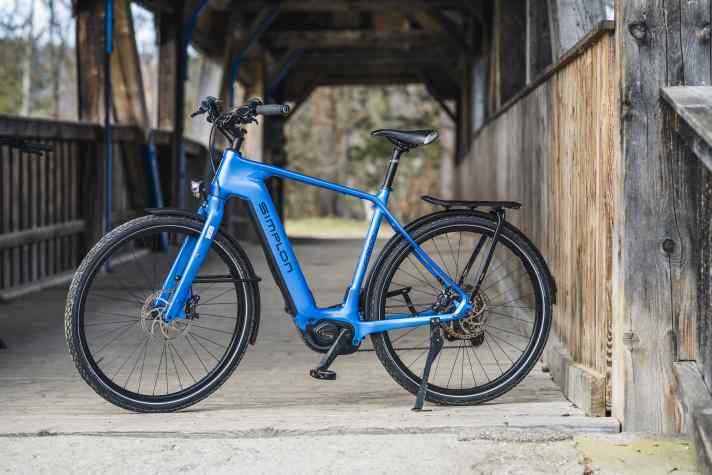 Simplon Chenoa :eHigh Essential U6000: Bosch CX // 600 Wh // 22.4 kg // 5859 euros.