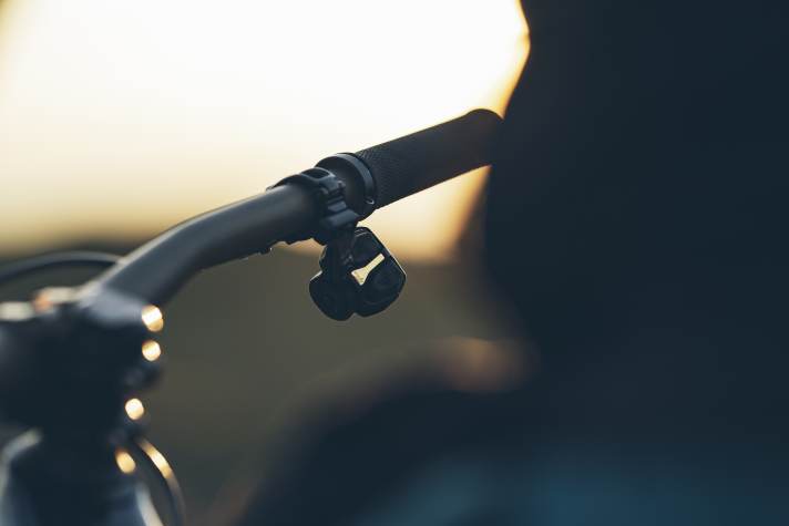 Die neuen Pod-Controller sind Geschmacksache, drücken sich aber definierter als die alten AXS-Controller