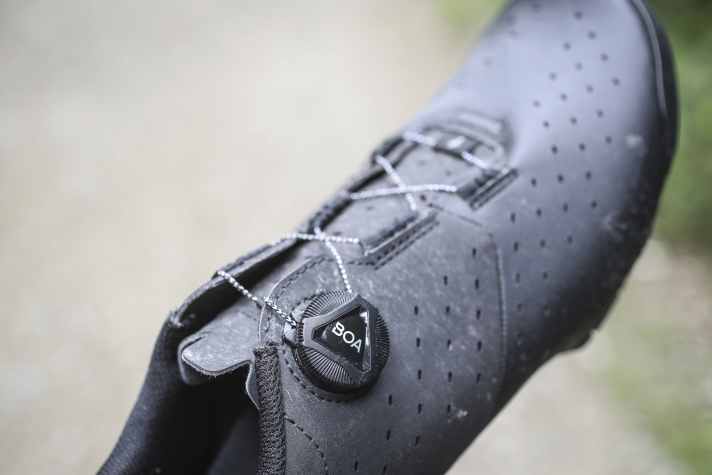 Une fermeture Boa à ce prix est rare. Mais elle ne fixe pas l'avant-pied de manière idéale