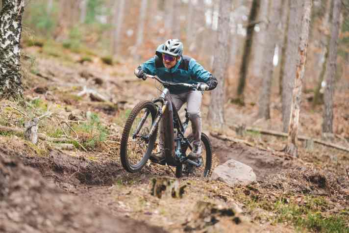 The low centre of gravity makes the new Levo a cornering artist.