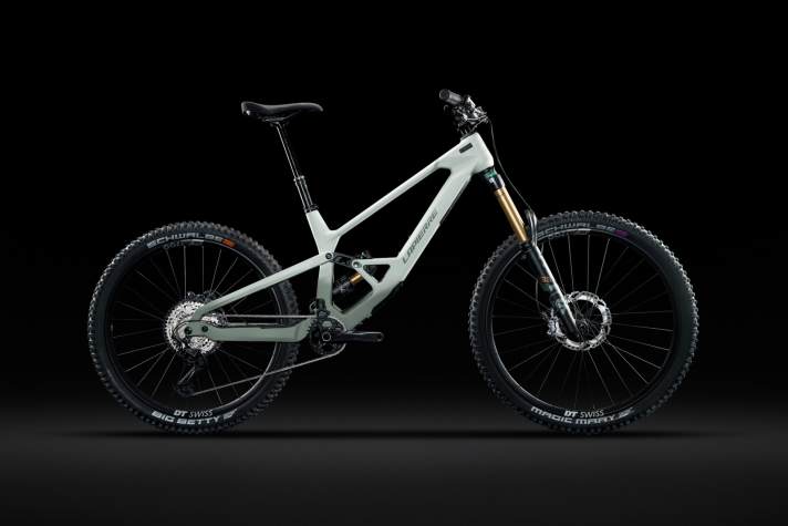 For just under 7000 euros you get a high-quality Fox Float suspension and SLX/XT components